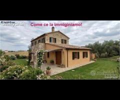 RUSTICO da RISTRUTTURARE a Camerata Picena