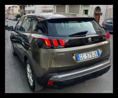Peugeot 3008 BlueHDi 130 S&S Business