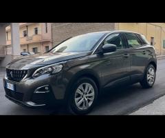 Peugeot 3008 BlueHDi 130 S&S Business