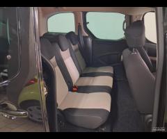 Peugeot Partner 5 posti 1.6 HDi Autocarro 2015 - 13