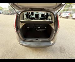 Renault Scenic X-mod - 1.5 dCi 110CV - 3