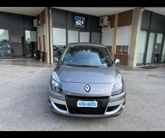 Renault Scenic X-mod - 1.5 dCi 110CV - 9