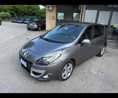 Renault Scenic X-mod - 1.5 dCi 110CV - 11