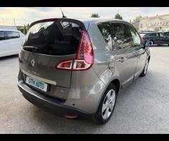 Renault Scenic X-mod - 1.5 dCi 110CV - 14