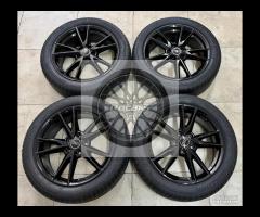 Cerchi 18 neri originali Audi Q2 e pneumatici