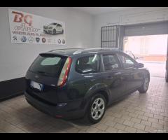 Ford Focus 1.6 TDCi (110CV) SW Tit unico prop 12/2010 - 8