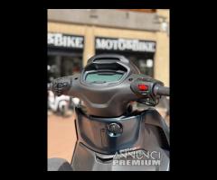Piaggio Beverly 300 S i.e ABS-ASR - 8