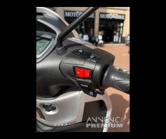 Piaggio Beverly 300 S i.e ABS-ASR - 13