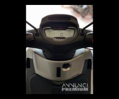 Piaggio Beverly 300 S i.e ABS-ASR - 26