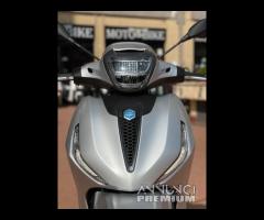 Piaggio Beverly 300 S i.e ABS-ASR - 30