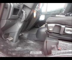 120-22 furgone 7,70 sponda 2018 km 350000 - 8