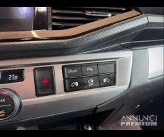 Volkswagen Multivan T6.1 - FULL OPTIONAL - 18