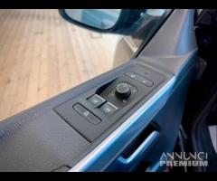 Volkswagen Multivan T6.1 - FULL OPTIONAL - 25