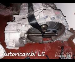 Cambio Q5 automatico 2.0 170cv anno 2010