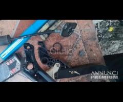 pedale frizione spark a filo artigianale dal pieno - 7